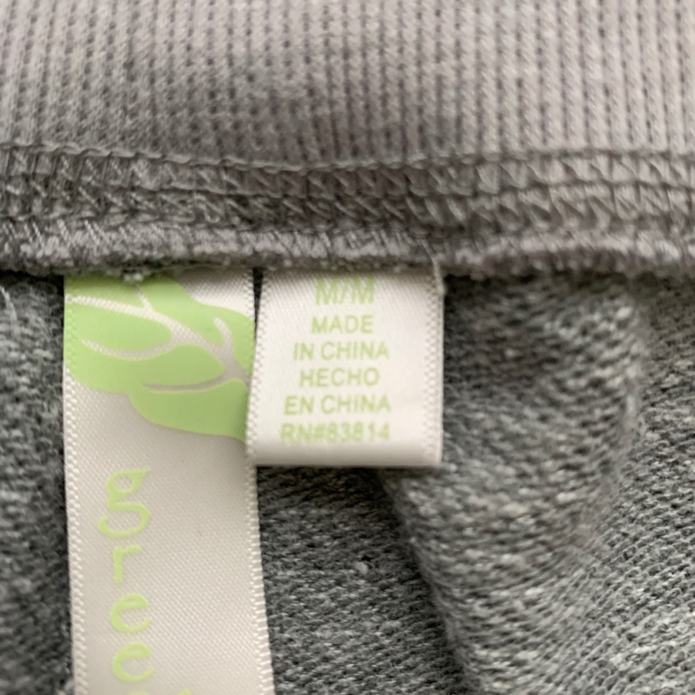 Green Tea Gray 3/4 Length Athletic Pants- Size Medium - Picture 8 of 12